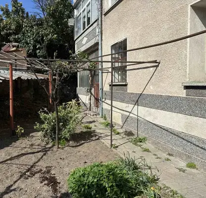 Снимка 4 — Етаж от къща в Пловдив, Карлово