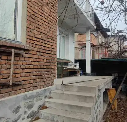 Снимка 5 — Етаж от къща в Пазарджик, Център
