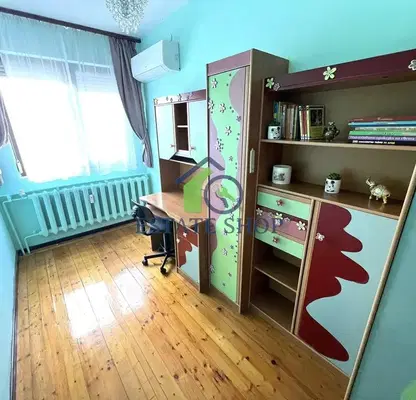 Снимка 3 — Етаж от къща в Пловдив, Гагарин