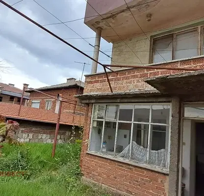 Photo 4 — Floor of House in Oblast Plovdiv, Sopot