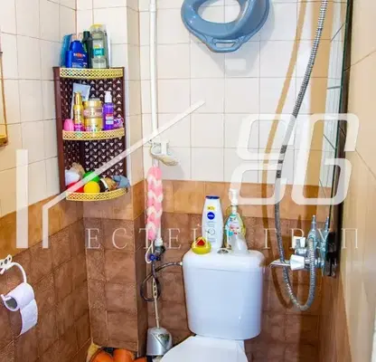 Снимка 4 — Етаж от къща във Варна, Аспарухово