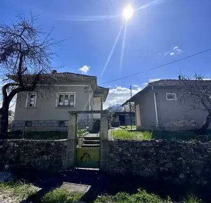 Photo 3 — House in Lovech, Aprilci