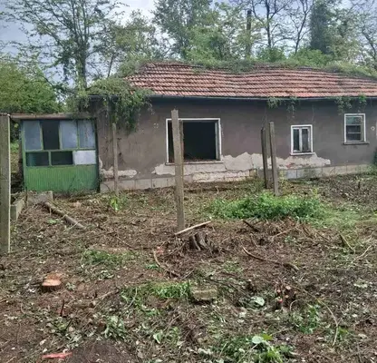 Снимка 5 — Къща в Русе, Борово