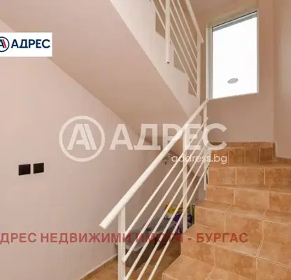 Снимка 4 — Къща в Бургас, Рудник