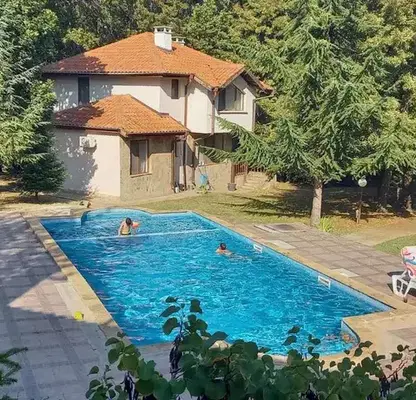 Снимка 4 — Самостоятелна къща с 3 спални в гр. Бяла, Варна с басейн