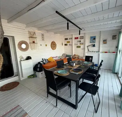 Photo 4 — Caravan with kitchen and bathroom in Chernomorets camping
