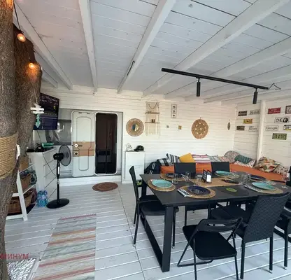 Photo 5 — Caravan with kitchen and bathroom in Chernomorets camping
