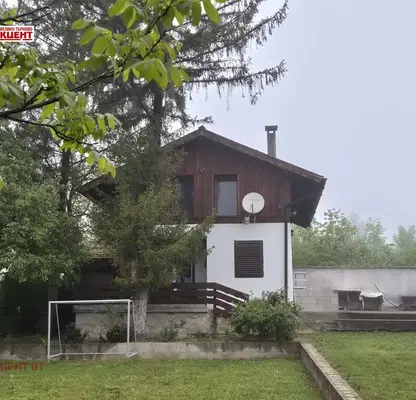 Снимка 2 — Къща в Габрово, Дряново