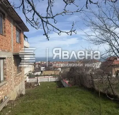 Снимка 5 — Къща в Бургас, Обзор