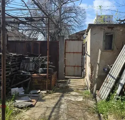 Снимка 2 — Къща в Пазарджик, Руски