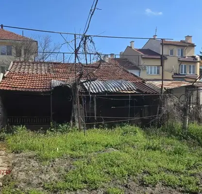 Снимка 3 — Къща в Пазарджик, Руски