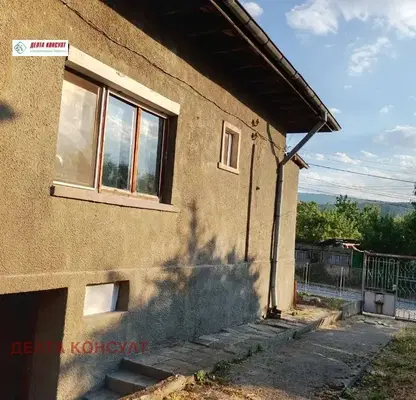 Photo 2 — House in Pernik, Mogiliche