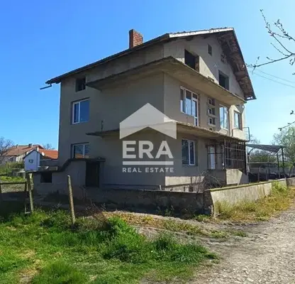 Photo 2 — House in Shumen, Pliska