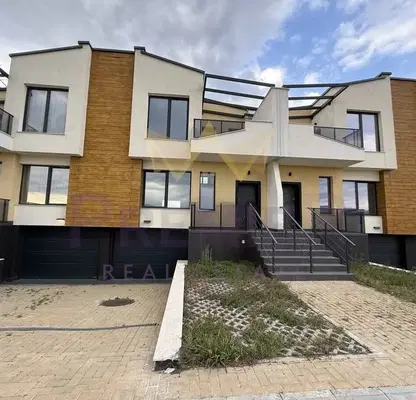 Photo 2 — House in Plovdiv, Zapaden