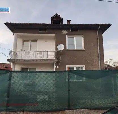 Photo 2 — House in Oblast Pernik, Radomir