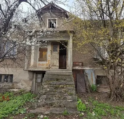 Photo 4 — House in Oblast Pernik, Radomir