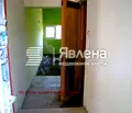 Снимка 3 — Къща в Раз, Център