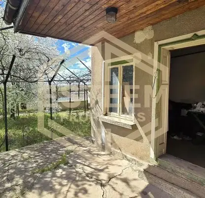 Photo 3 — House in Ruse, Leventa