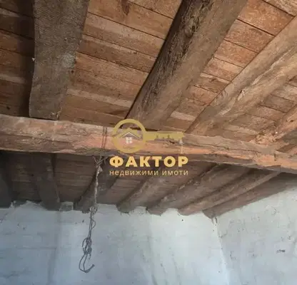 Снимка 4 — Къща в Пловдив, с. Чешнегирово