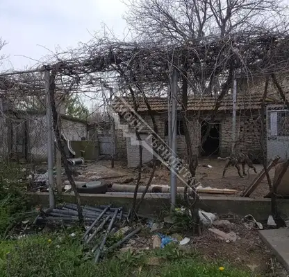 Снимка 2 — Двуетажна къща с 5 стаи и гараж в с. Долна Липница