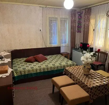 Снимка 5 — Къща във Велико Търново, с. Драганово
