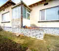 Снимка 2 — Къща в Добрич, с. Гурково