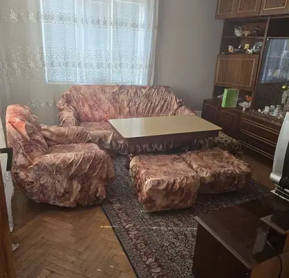 Снимка 3 — Двуетажна къща с 8 стаи в с. Козаново, област Пловдив