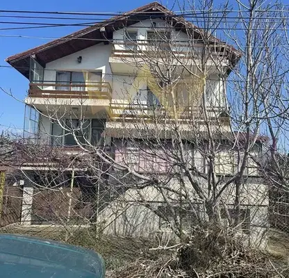Снимка 2 — Къща в Добрич, с. Кранево