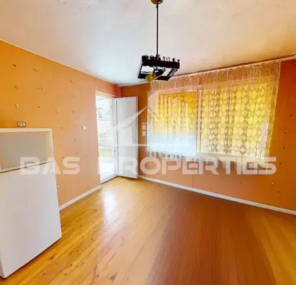 Photo 4 — House in Mramor