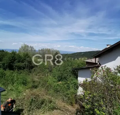 Снимка 3 — Къща 120 кв.м. в с. Панчарево с гледка към езерото