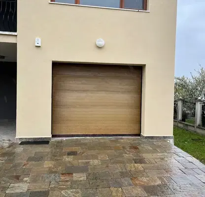Photo 2 — House in област София, Pojarevo