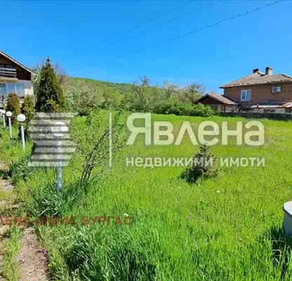 Снимка 3 — Къща в Бургас, с. Везенково