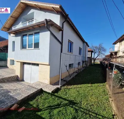 Photo 2 — House in Sofia, Vrachesh