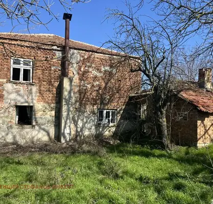 Снимка 3 — Къща във Варна, с. Юнак