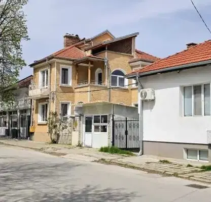 Снимка 3 — Къща в Габрово, Севлиево
