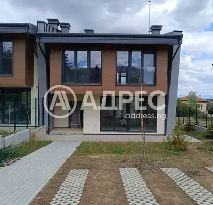 Photo 2 — House in Sofiya, Kambanite