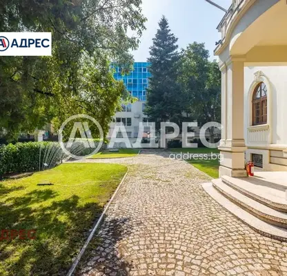 Photo 4 — House in Varna, Centyr