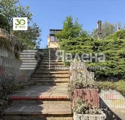 Снимка 2 — Двуетажна къща с 3 спални и морска панорама в Долна Трака, Варна