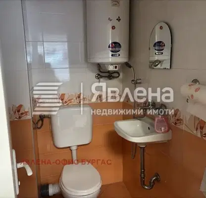 Снимка 5 — Офис в Бургас, Лазур