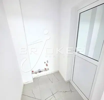 Photo 4 — Office in Kyrdjali, Centyr
