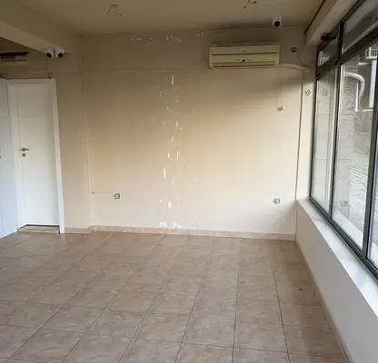 Photo 2 — Office in Pleven, Idealen Centyr