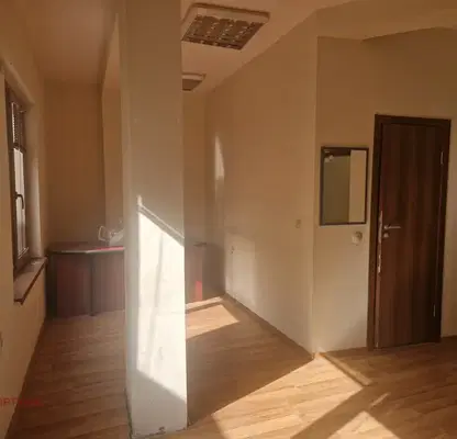 Photo 2 — Office in Ruse, Centyr