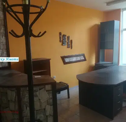 Photo 2 — Office in Ruse, Centyr