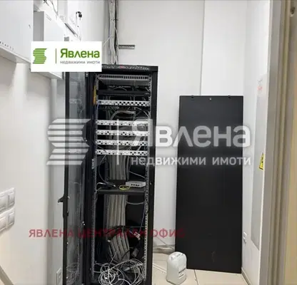 Снимка 2 — Офис в София, Център