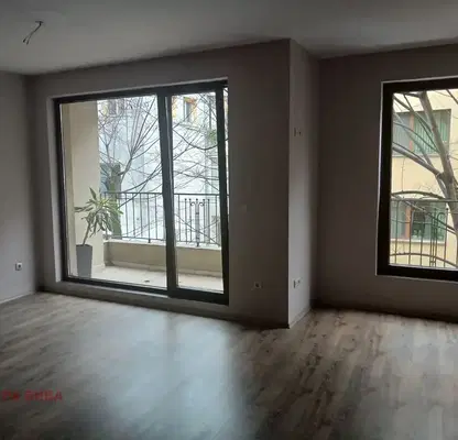 Photo 4 — Office in Varna, Centyr