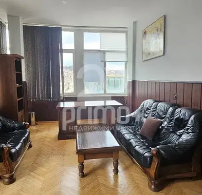 Photo 3 — Office in Veliko Tyrnovo, Centyr