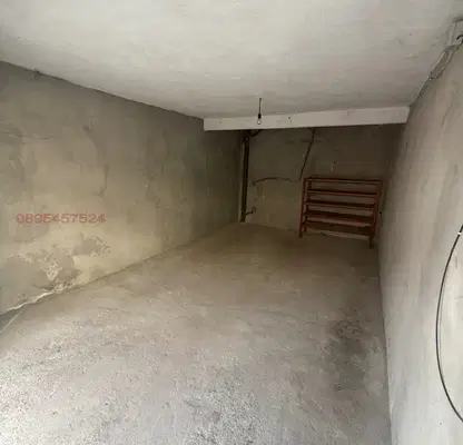 Photo 5 — Garage/Parking in Dobrich, Centyr