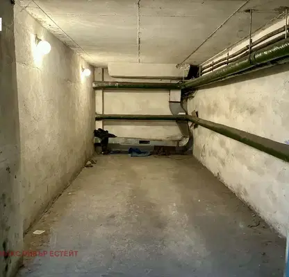 Photo 2 — Garage/Parking in Ruse, Centyr