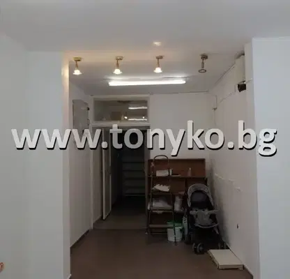Photo 2 — Shop in Plovdiv, Centyr