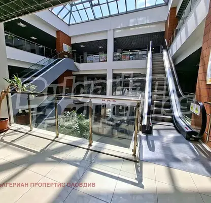 Photo 2 — Shop in Plovdiv, Kamenica 1